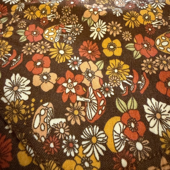 Hollister Brown Floral High-Rise Flare Pants NWT - Picture 5 of 6